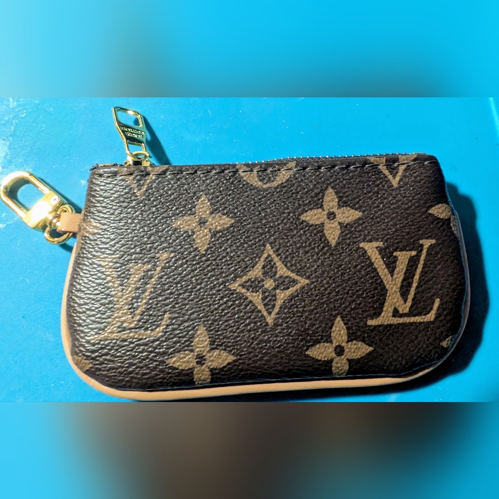Louis Vuitton Monogram Key Pouch